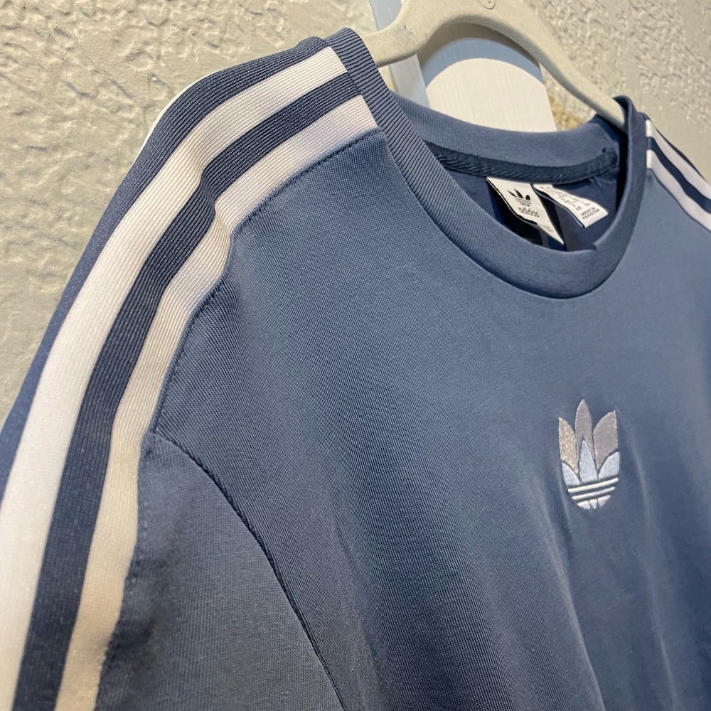 Adidas embroidered logo tee